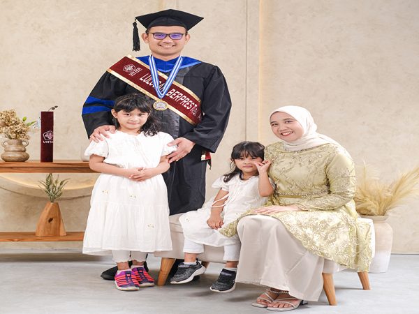tes stifin kebon jeruk jakarta barat farly dan keluarga